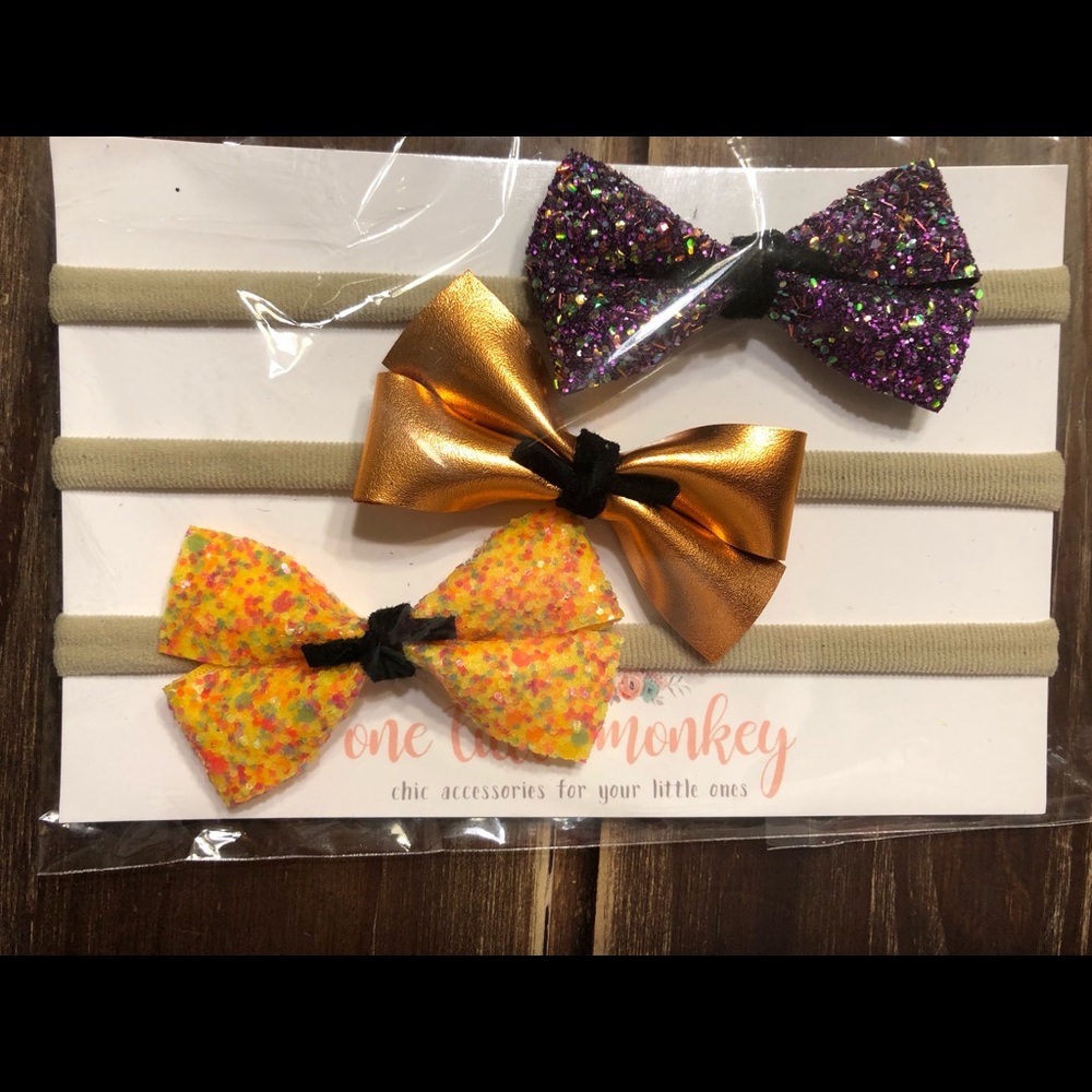 Bows - Picture 1 of 2